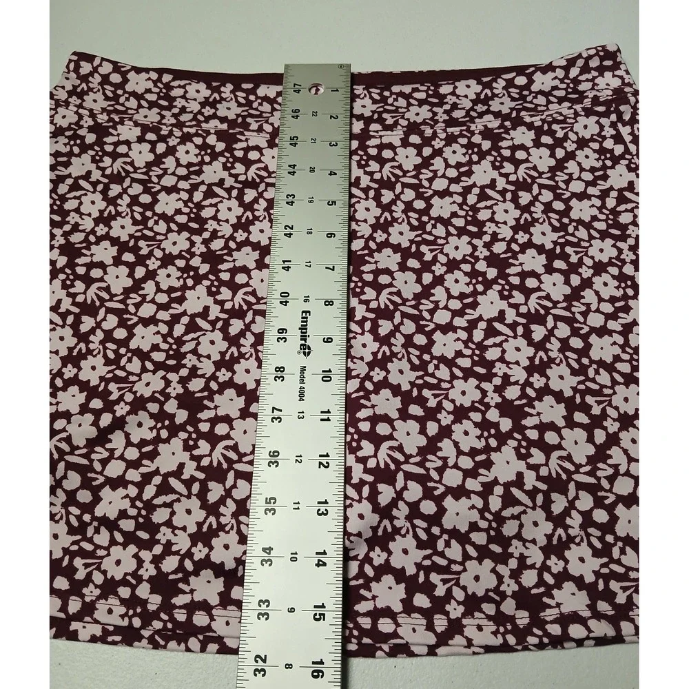 Tranquility by Colorado Clothing Burgundy Floral Active Skort Large Womens